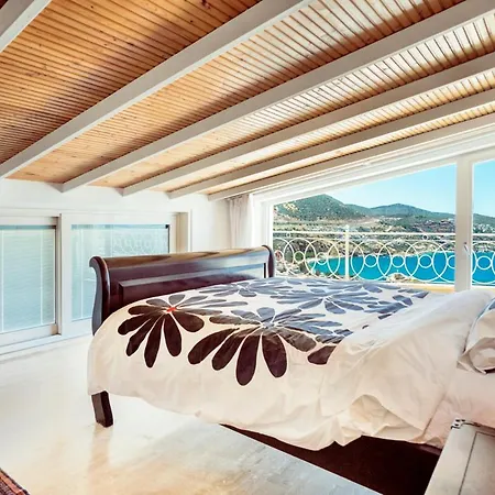 Sleeps 8 Pool Air Con Wifi Vila Kalkan
