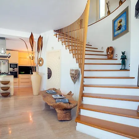 Sleeps 8 Pool Air Con Wifi * Kalkan